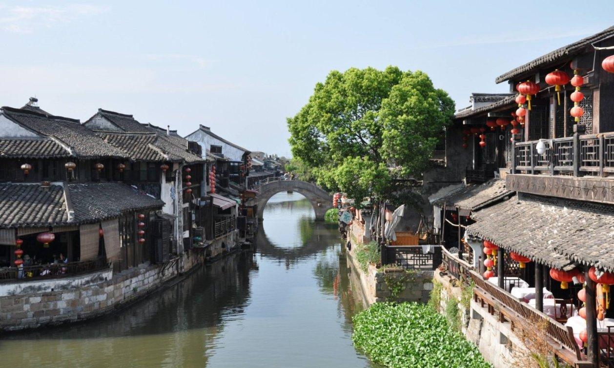探索写作文什么时候该换下一段热词话题，尽在写作文什么时候该换下一段红迪网